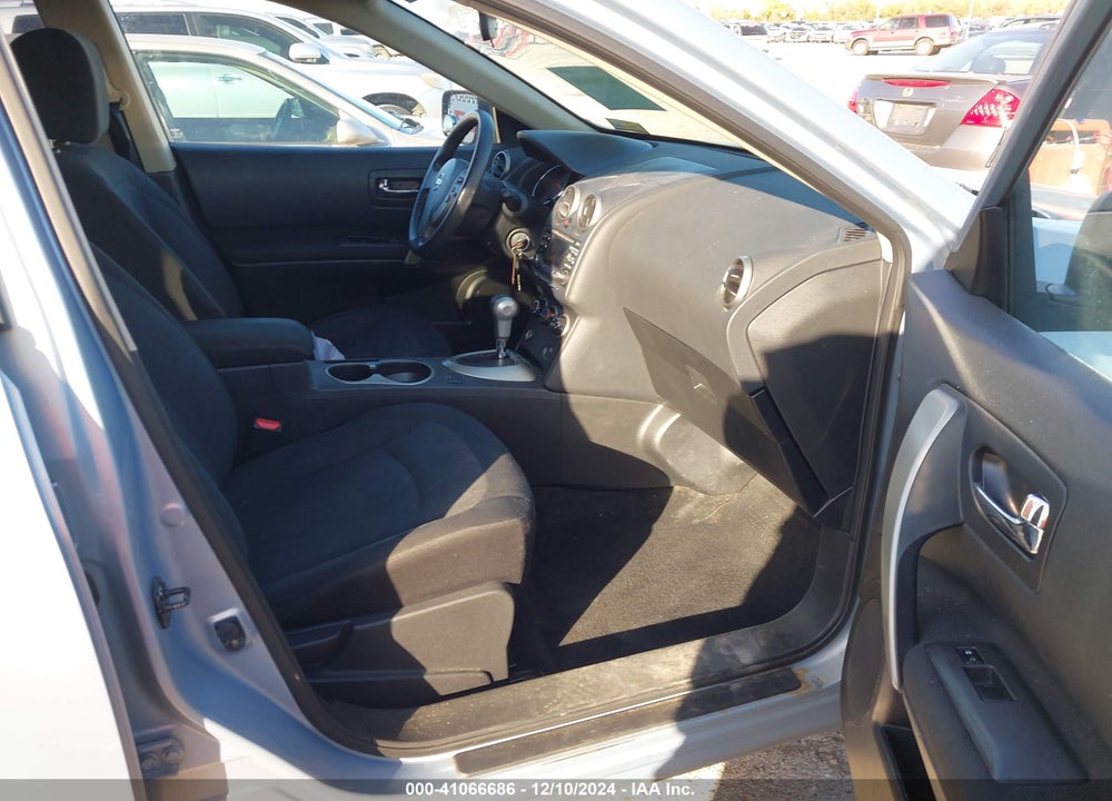 2013 NISSAN ROGUE S VIN: JN8AS5MV3DW139726