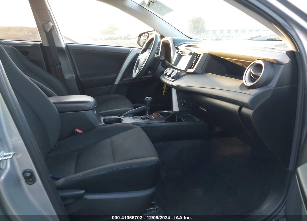 2017 TOYOTA RAV4 LE VIN: 2T3ZFREV3HW403234