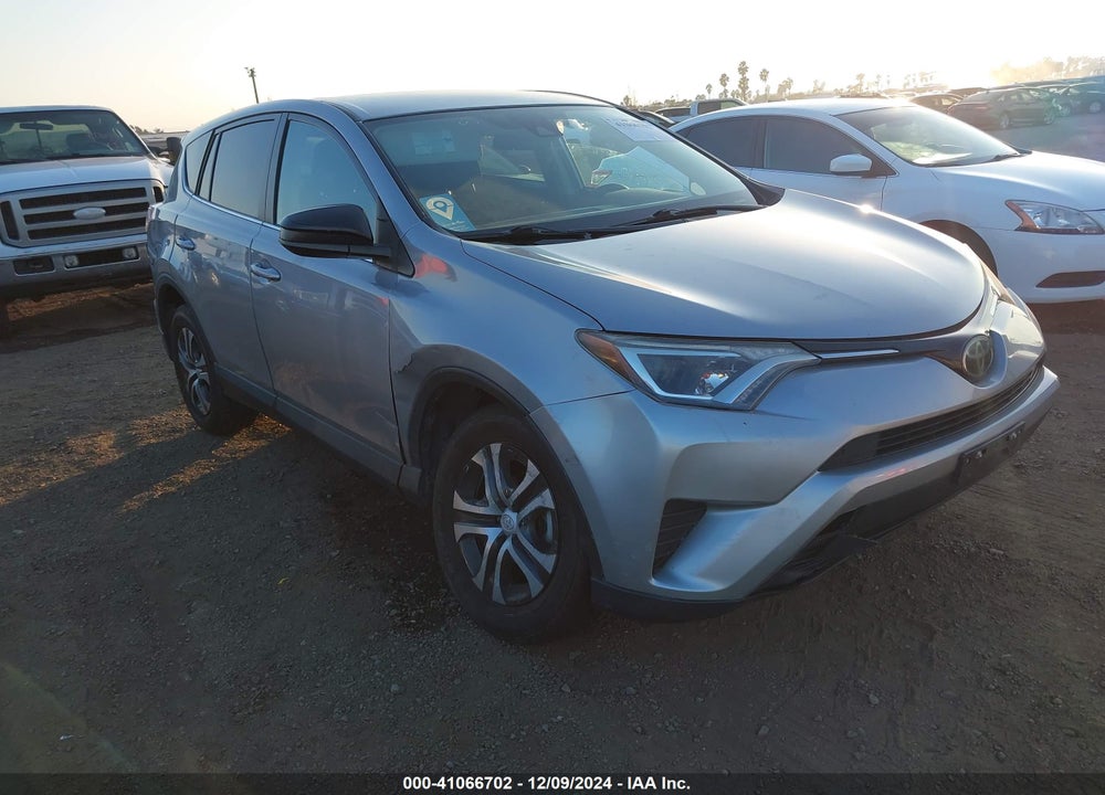 2017 TOYOTA RAV4 LE VIN: 2T3ZFREV3HW403234