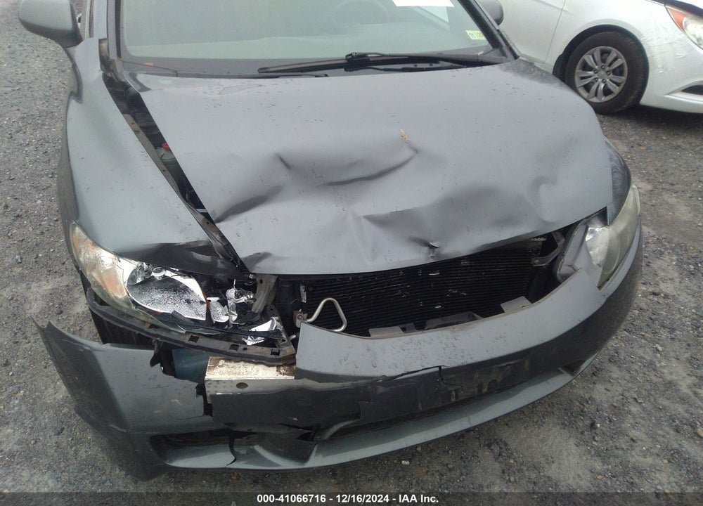 2010 HONDA CIVIC LX VIN: 2HGFA1F50AH328694