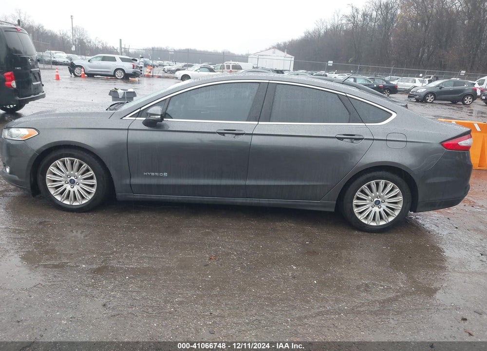 2016 FORD FUSION HYBRID SE VIN: 3FA6P0LU1GR305379