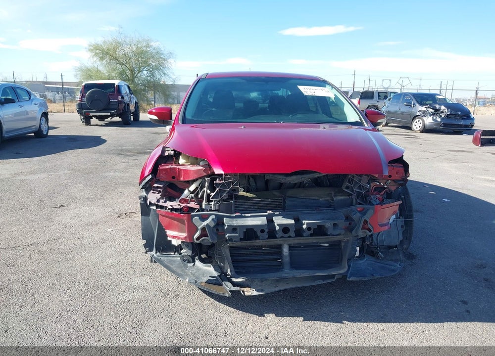 2014 FORD FOCUS VIN: 1FADP3F26EL461724