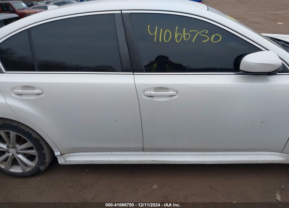 2014 SUBARU LEGACY 2.5I PREMIUM VIN: 4S3BMBC69E3003610