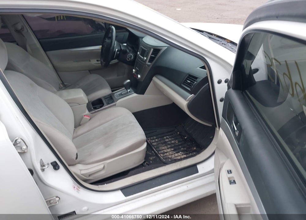 2014 SUBARU LEGACY 2.5I PREMIUM VIN: 4S3BMBC69E3003610