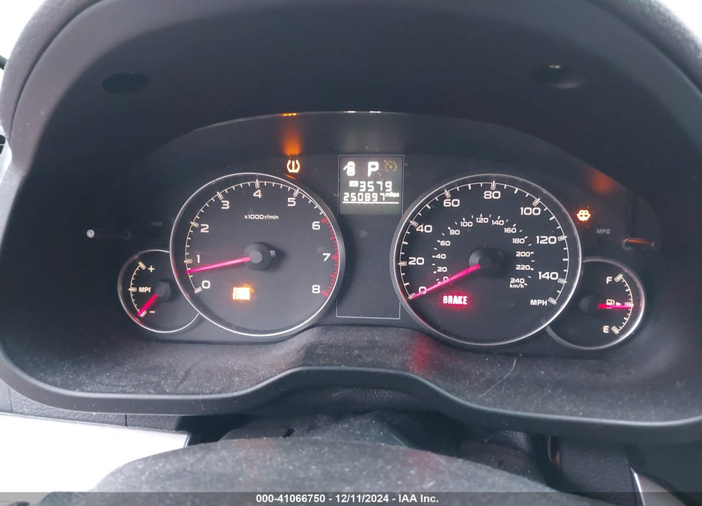 2014 SUBARU LEGACY 2.5I PREMIUM VIN: 4S3BMBC69E3003610