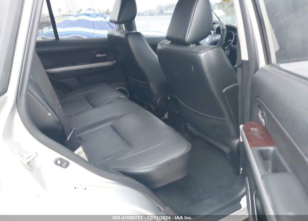 2006 SUZUKI GRAND VITARA LUXURY VIN: JS3TE947X64104153