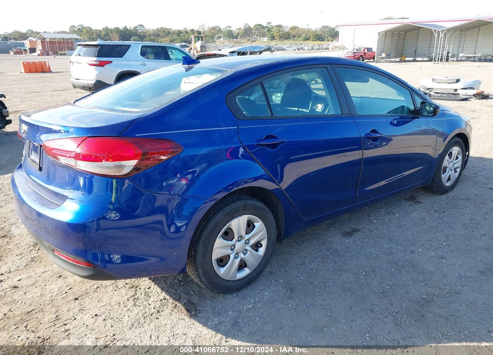 2018 KIA FORTE LX VIN: 3KPFK4A73JE254804