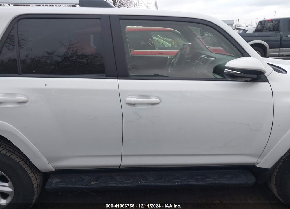 2024 TOYOTA 4RUNNER SR5 PREMIUM VIN: JTENU5JR2R6247224