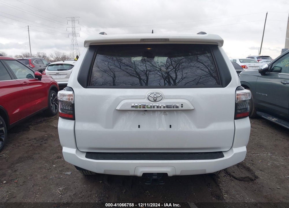 2024 TOYOTA 4RUNNER SR5 PREMIUM VIN: JTENU5JR2R6247224