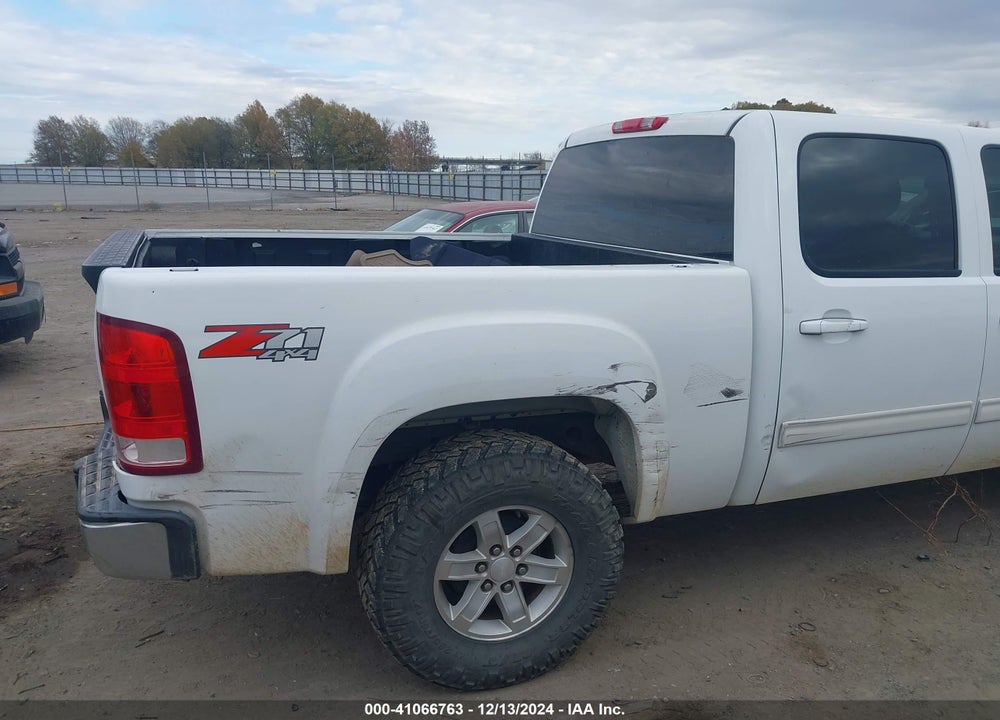 2008 GMC SIERRA 1500 SLT VIN: 3GTEK13MX8G102997