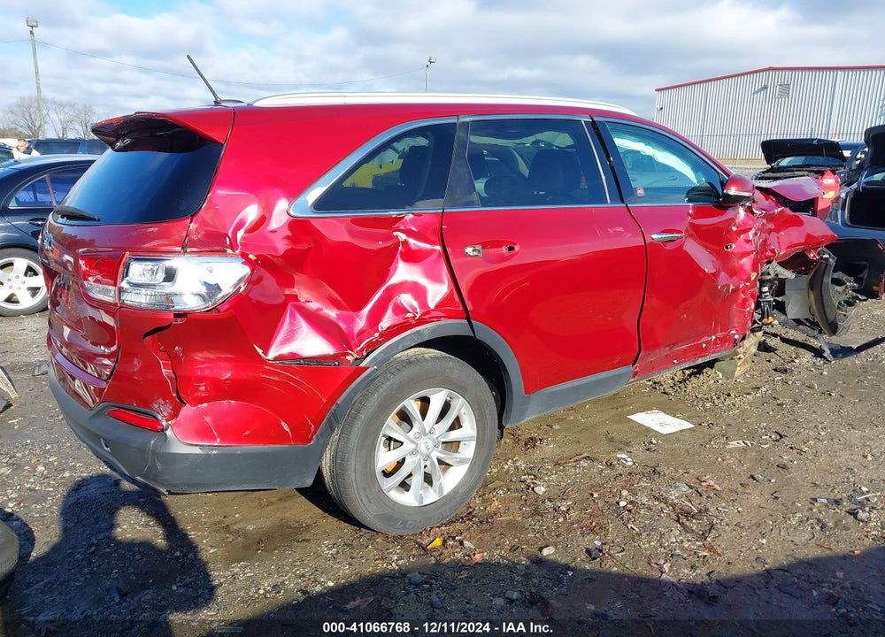 2016 KIA SORENTO 3.3L LX VIN: 5XYPG4A57GG129837