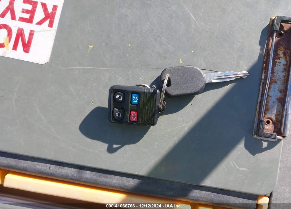 2008 FORD FOCUS VIN: 1FAHP35N28W263416