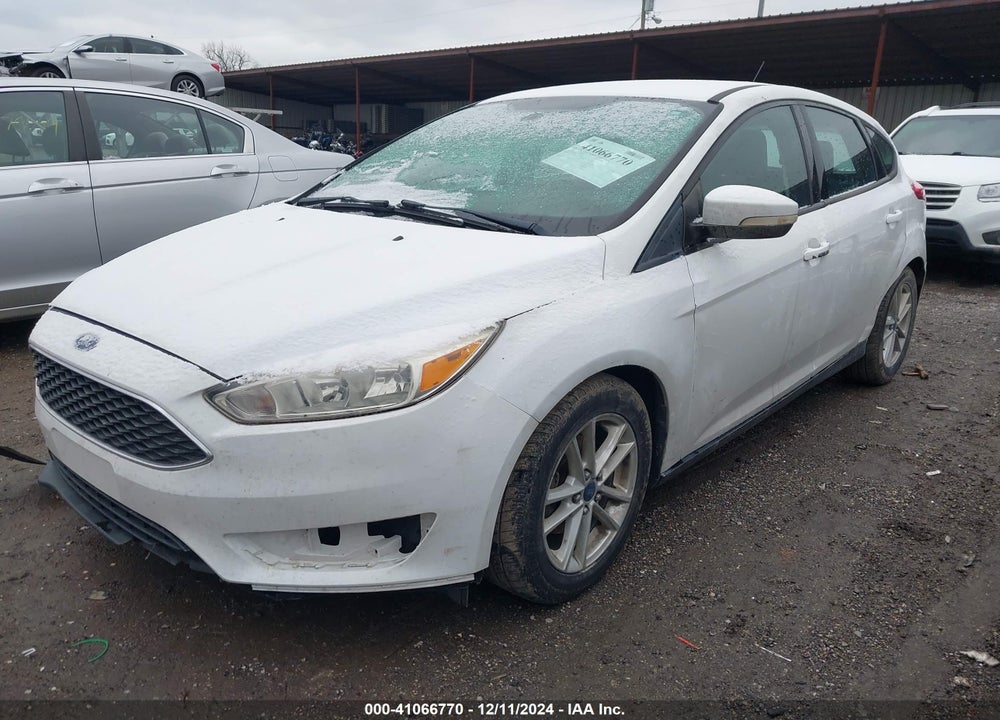 2015 FORD FOCUS SE VIN: 1FADP3K25FL223631