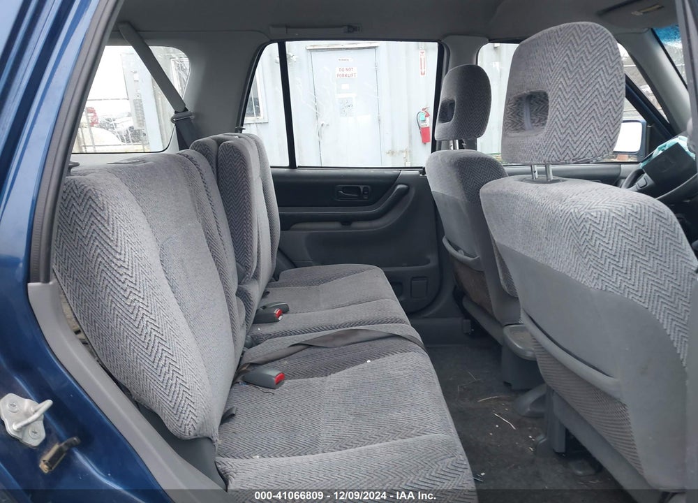 1998 HONDA CR-V EX VIN: JHLRD1863WC040318
