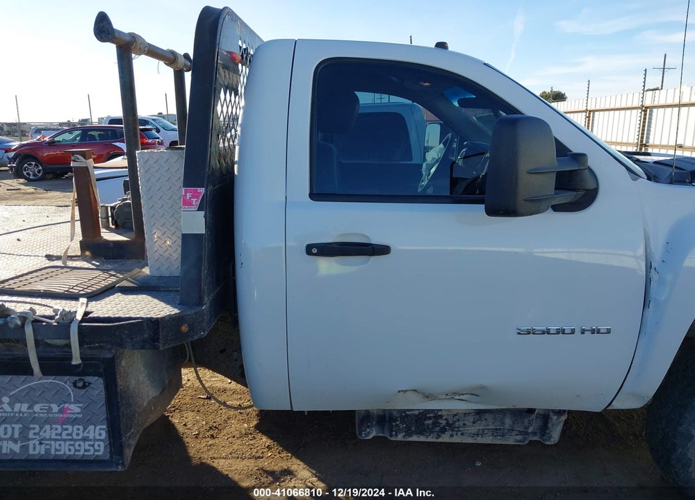 2013 CHEVROLET SILVERADO 3500HD CHASSIS WORK TRUCK VIN: 1GB3CZC82DF196959
