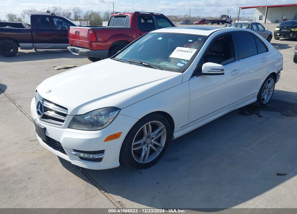 2014 MERCEDES-BENZ C 300 LUXURY 4MATIC/SPORT 4MATIC VIN: WDDGF8AB6EG199264
