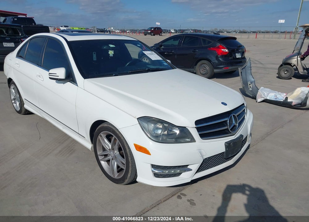 2014 MERCEDES-BENZ C 300 LUXURY 4MATIC/SPORT 4MATIC VIN: WDDGF8AB6EG199264