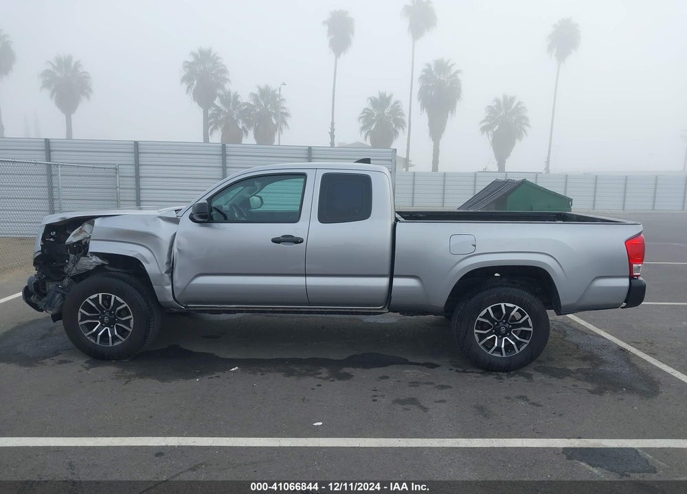 2017 TOYOTA TACOMA SR VIN: 5TFRX5GN1HX079473