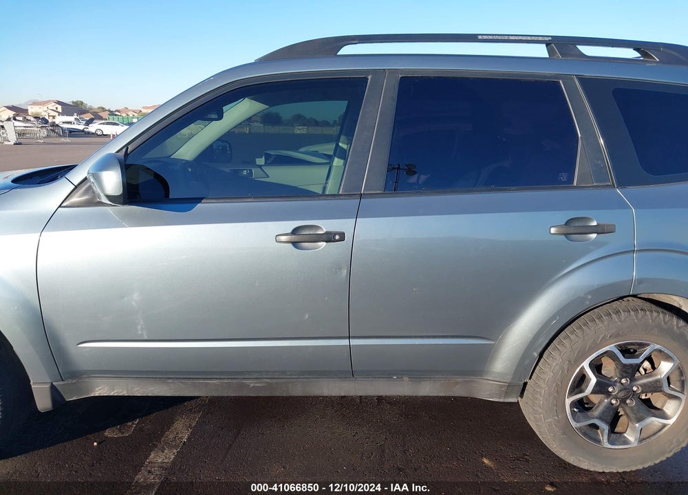 2010 SUBARU FORESTER 2.5X VIN: JF2SH6AC1AH758057