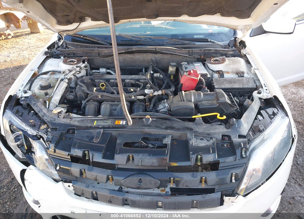 2010 FORD FUSION VIN: 3FAHP0JA6AR256396