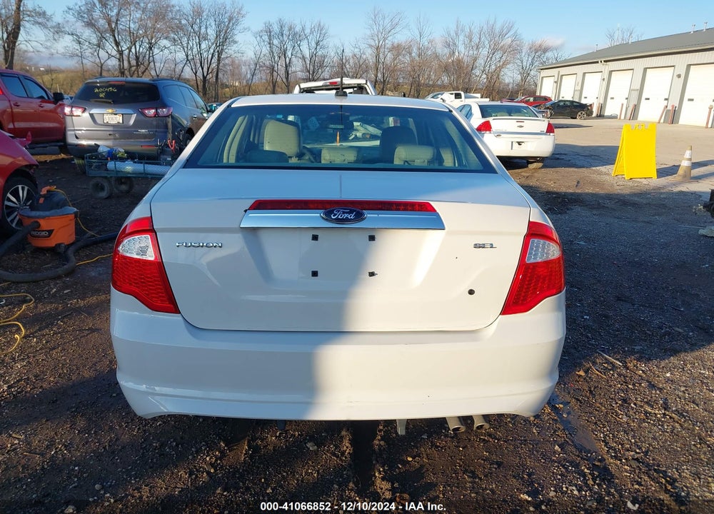 2010 FORD FUSION VIN: 3FAHP0JA6AR256396