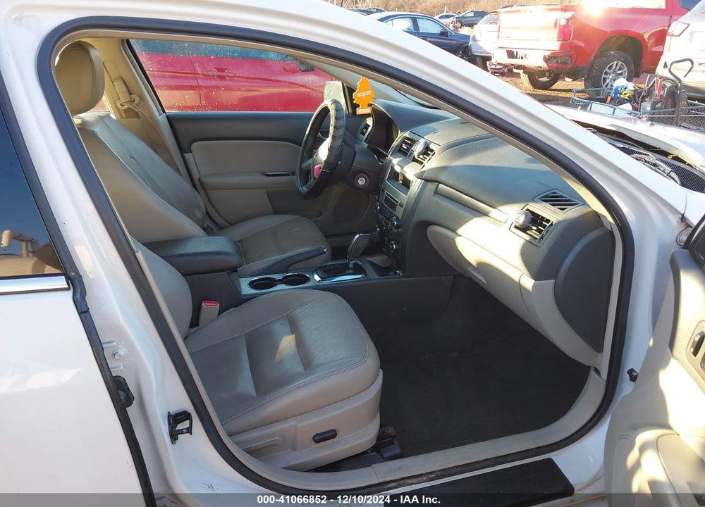 2010 FORD FUSION VIN: 3FAHP0JA6AR256396