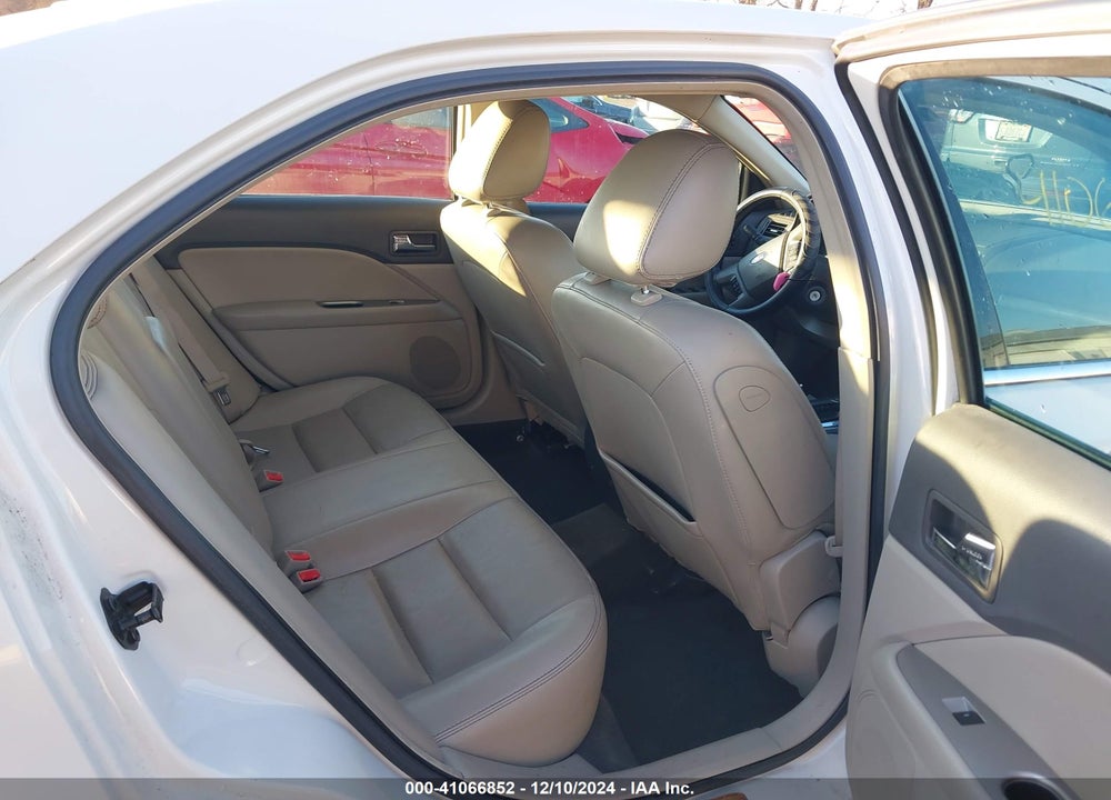 2010 FORD FUSION VIN: 3FAHP0JA6AR256396