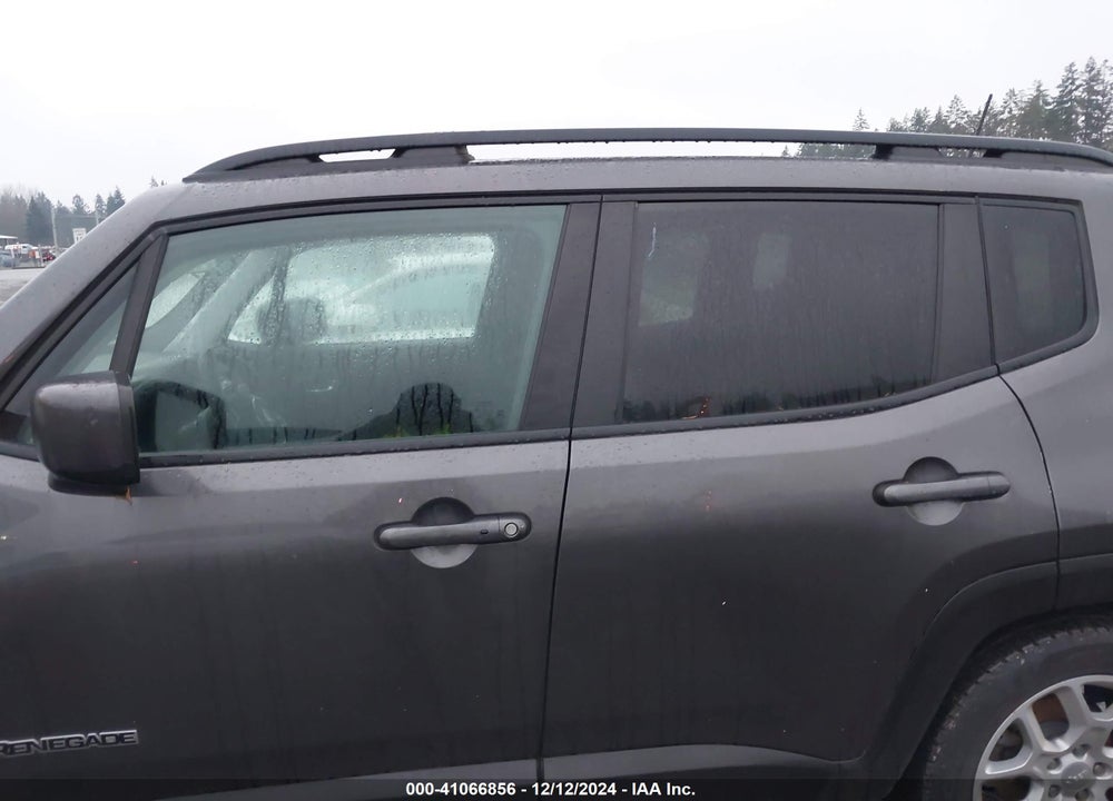 2018 JEEP RENEGADE LATITUDE FWD VIN: ZACCJABB9JPH83376
