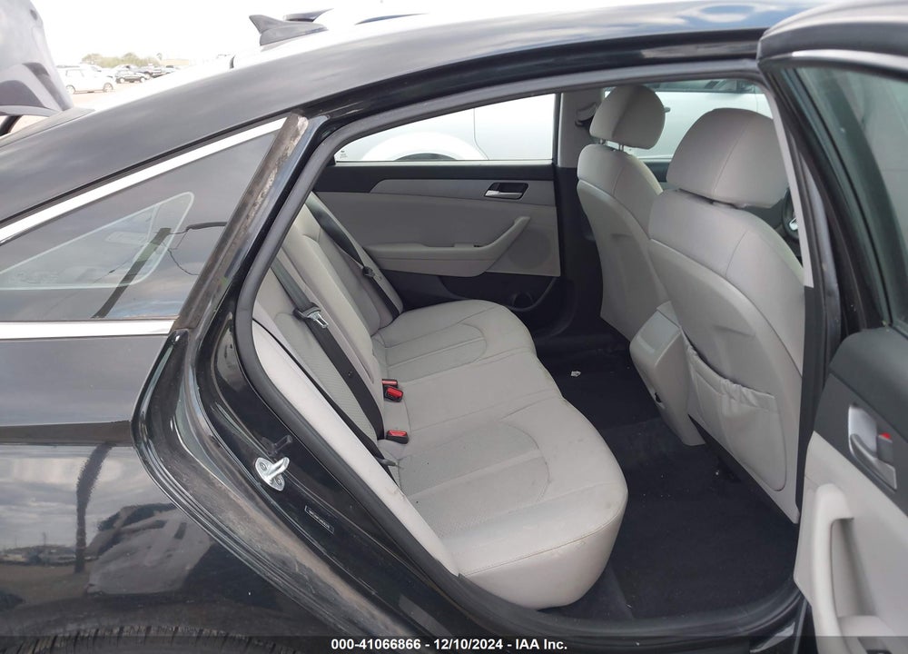 2018 HYUNDAI SONATA SE VIN: 5NPE24AF1JH626378