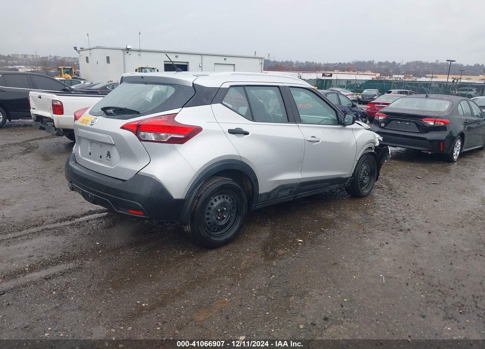 2018 NISSAN KICKS S VIN: 3N1CP5CU6JL505665