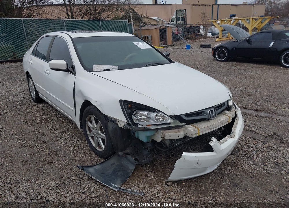 2003 HONDA ACCORD 3.0 EX VIN: 1HGCM66543A044932