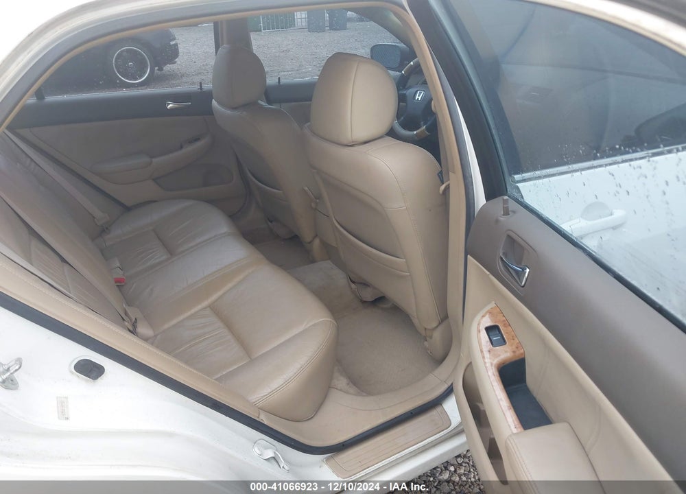 2003 HONDA ACCORD 3.0 EX VIN: 1HGCM66543A044932