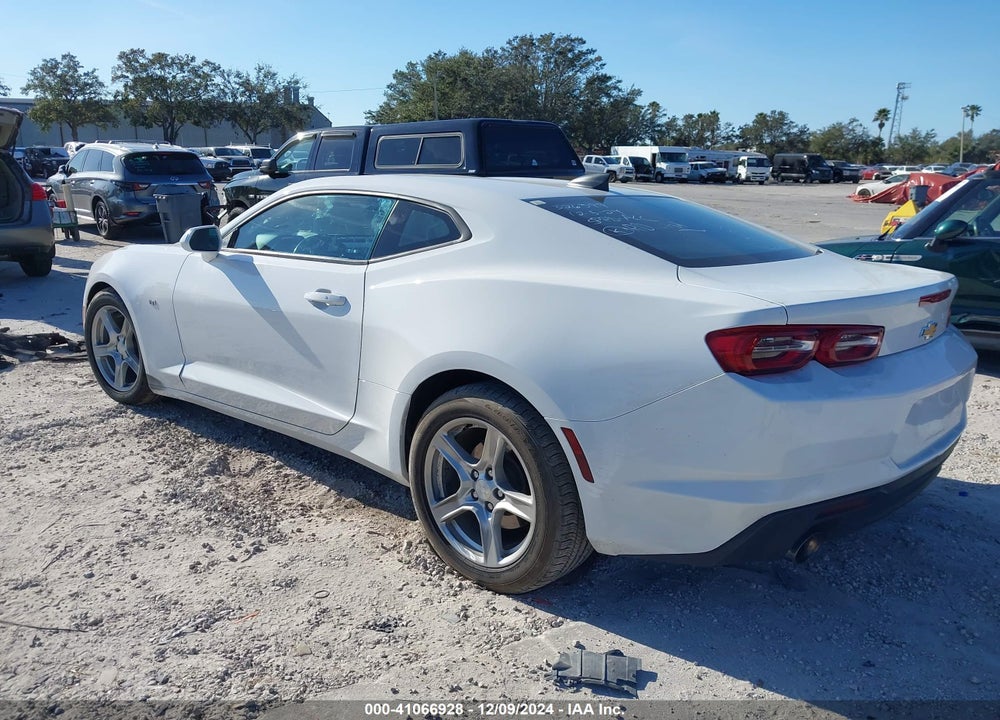 2021 CHEVROLET CAMARO RWD 1LT VIN: 1G1FB1RS8M0104006