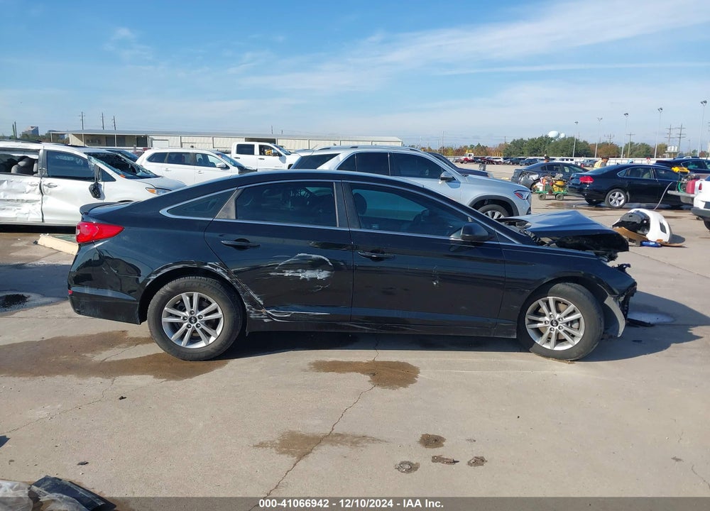 2017 HYUNDAI SONATA VIN: 5NPE24AF2HH474329