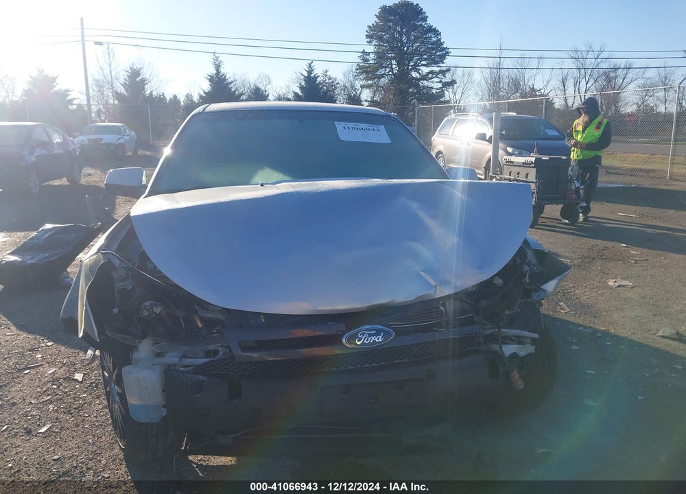 2011 FORD FOCUS SES VIN: 1FAHP3GN1BW143241