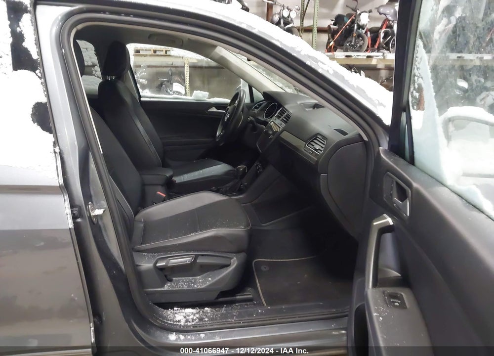 2021 VOLKSWAGEN TIGUAN 2.0T SE/2.0T SE R-LINE BLACK/2.0T SEL VIN: 3VV2B7AX5MM091682