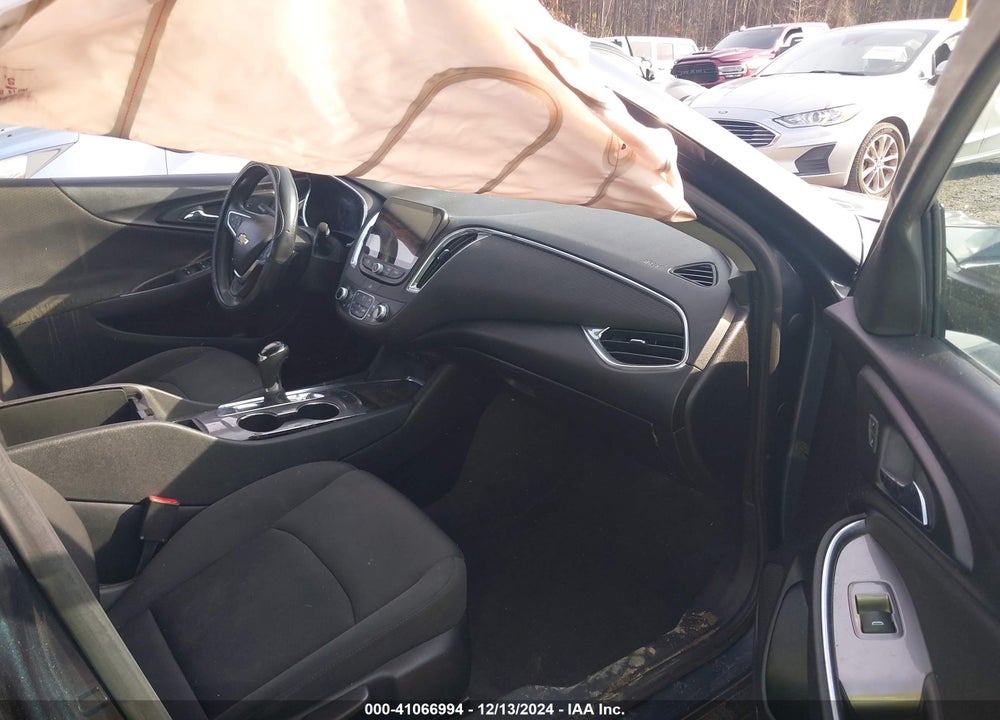 2019 CHEVROLET MALIBU LT VIN: 1G1ZD5ST4KF220718