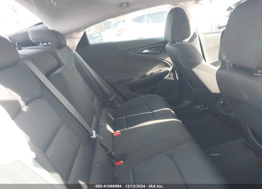 2019 CHEVROLET MALIBU LT VIN: 1G1ZD5ST4KF220718