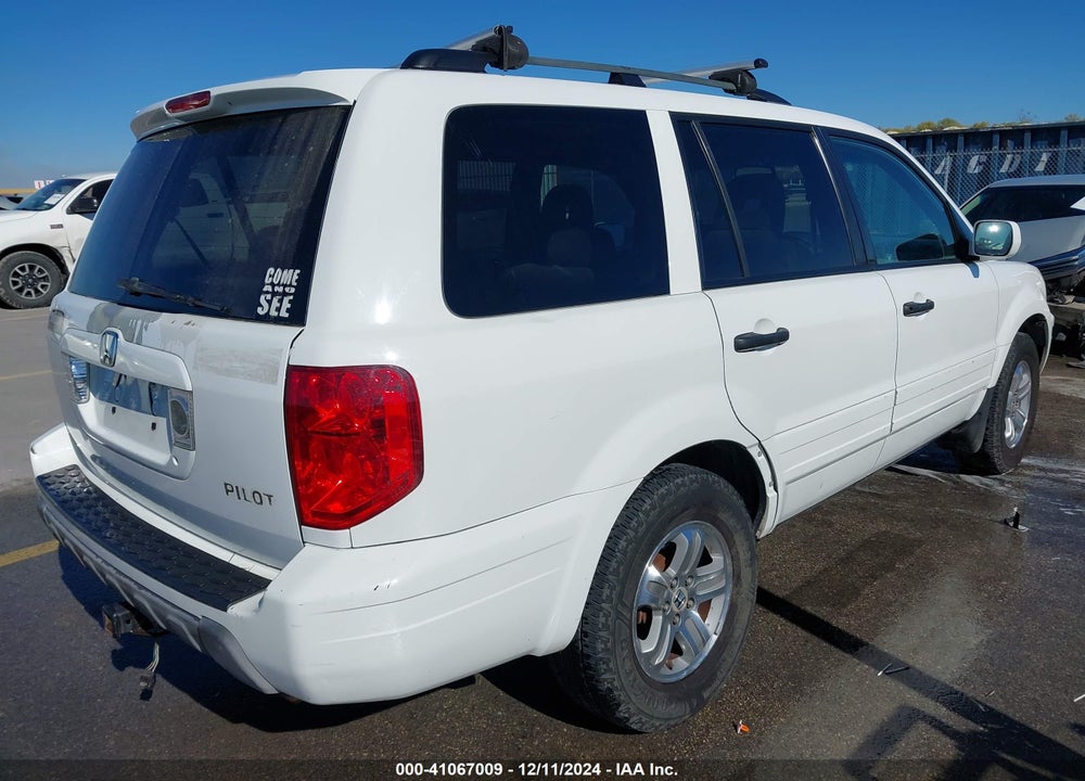 2005 HONDA PILOT EX VIN: 2HKYF18465H534855