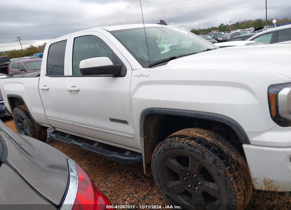 2017 GMC SIERRA 1500 VIN: 1GTV2LEC3HZ395853