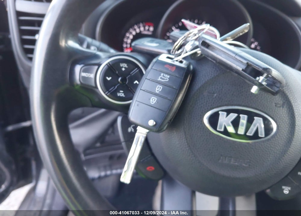 2014 KIA SOUL VIN: KNDJN2A28E7723630