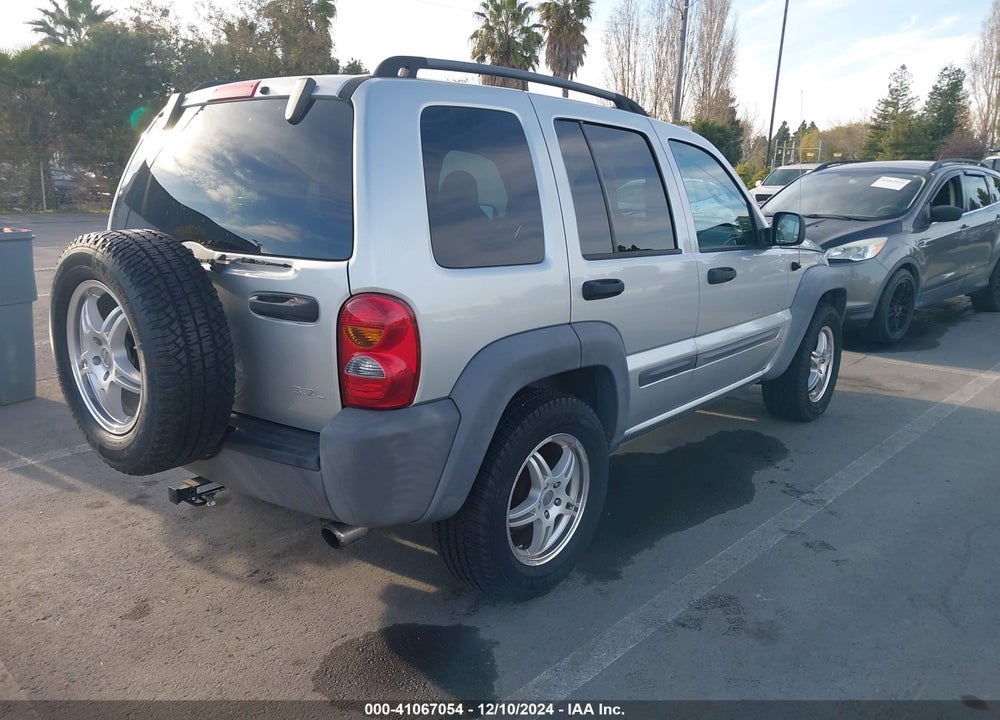 2003 JEEP LIBERTY SPORT VIN: 1J4GL48K43W732713