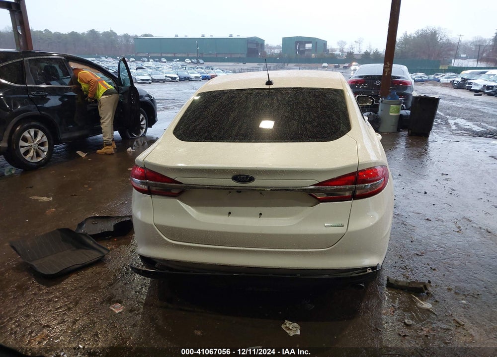 2017 FORD FUSION VIN: 3FA6P0HD1HR241161