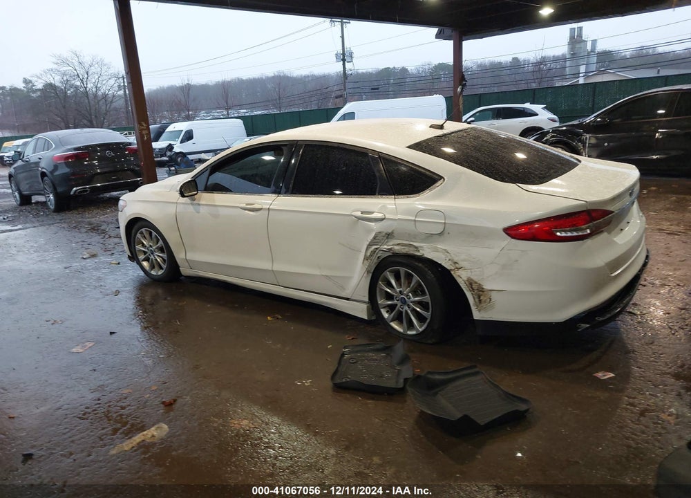 2017 FORD FUSION VIN: 3FA6P0HD1HR241161