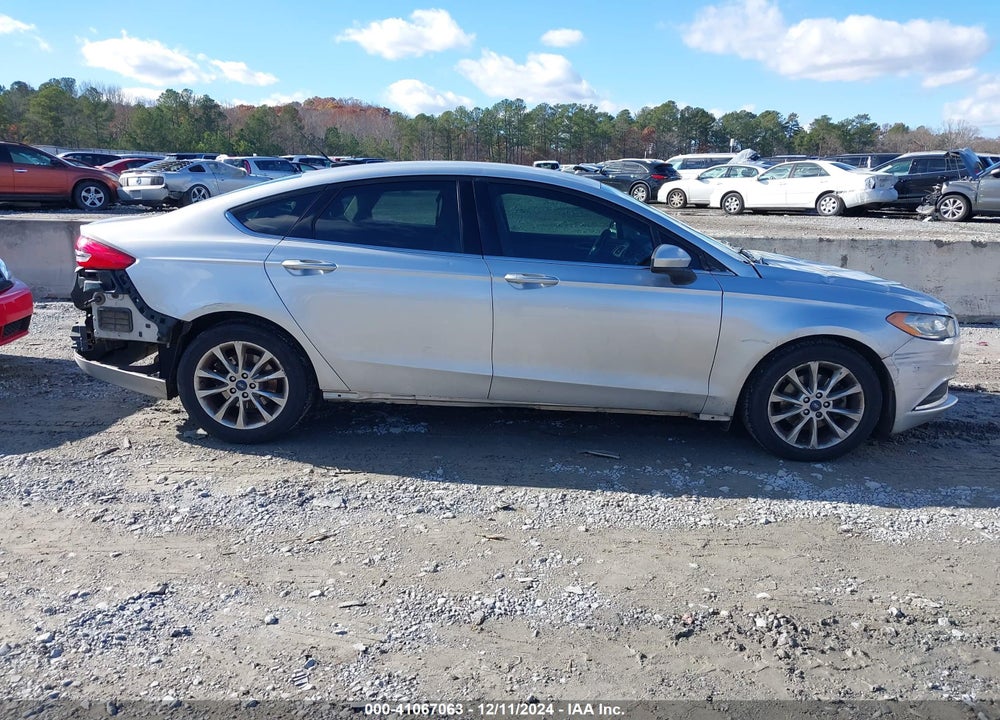 2017 FORD FUSION VIN: 3FA6P0H78HR290092