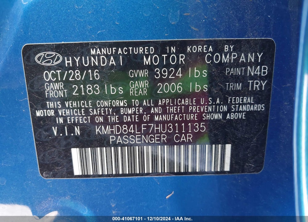 2017 HYUNDAI ELANTRA VIN: KMHD84LF7HU311135