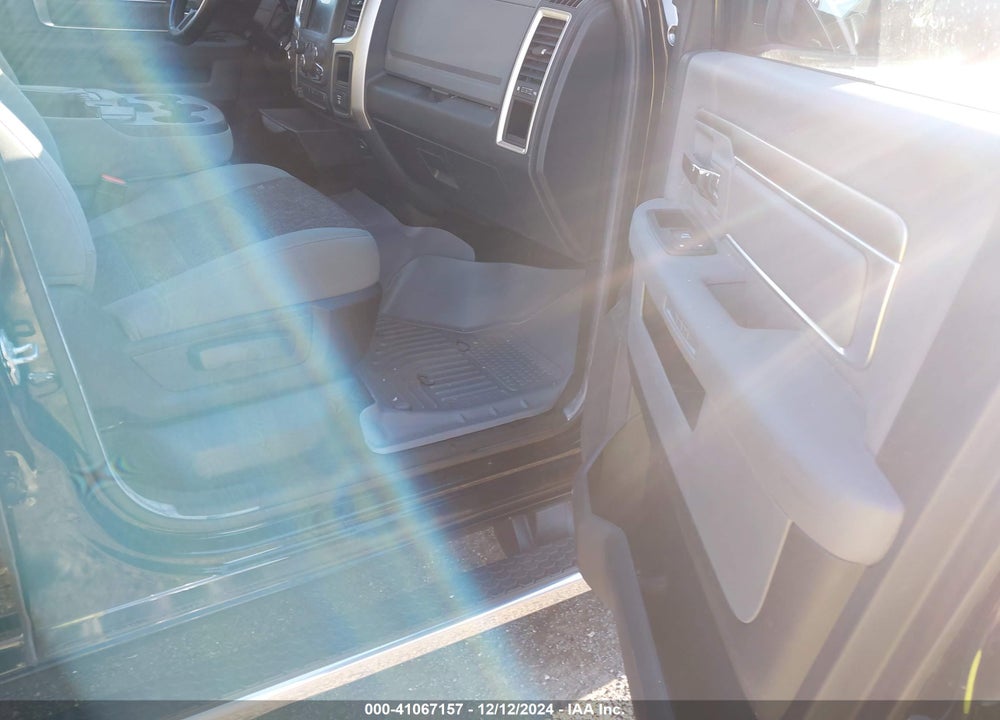 2013 RAM 2500 BIG HORN VIN: 3C6UR5DL2DG514711