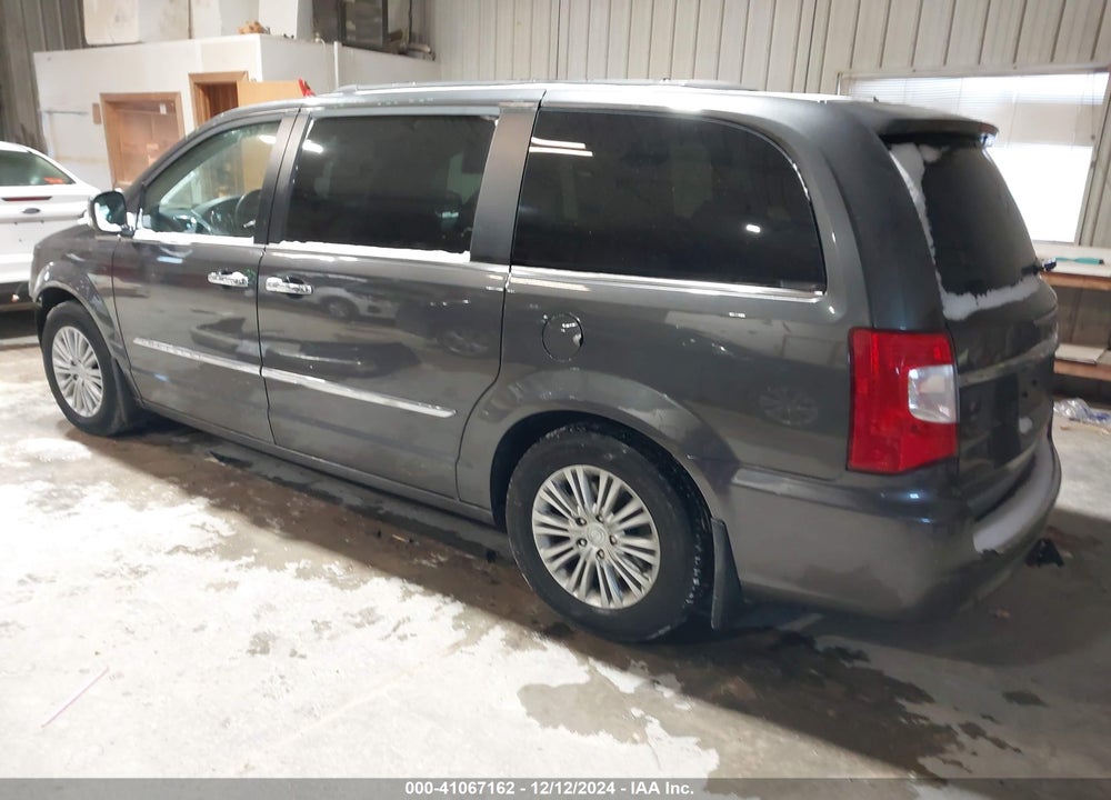 2016 CHRYSLER TOWN & COUNTRY TOURING-L ANNIVERSARY EDITION VIN: 2C4RC1CG5GR303661