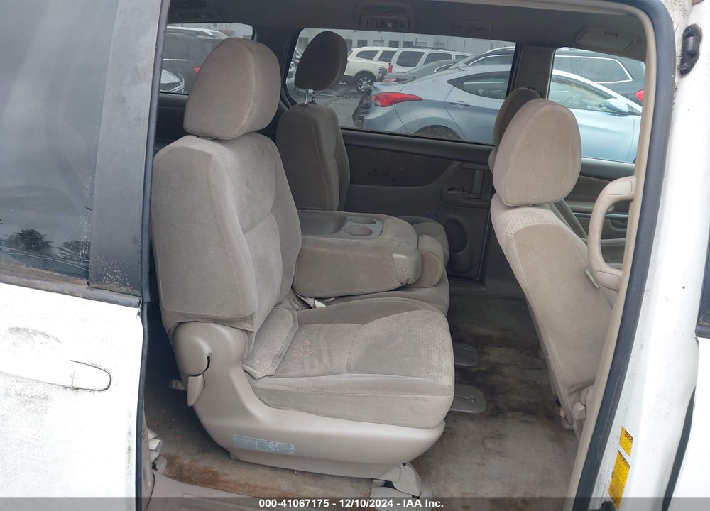 2009 TOYOTA SIENNA LE VIN: 5TDZK23C29S282882