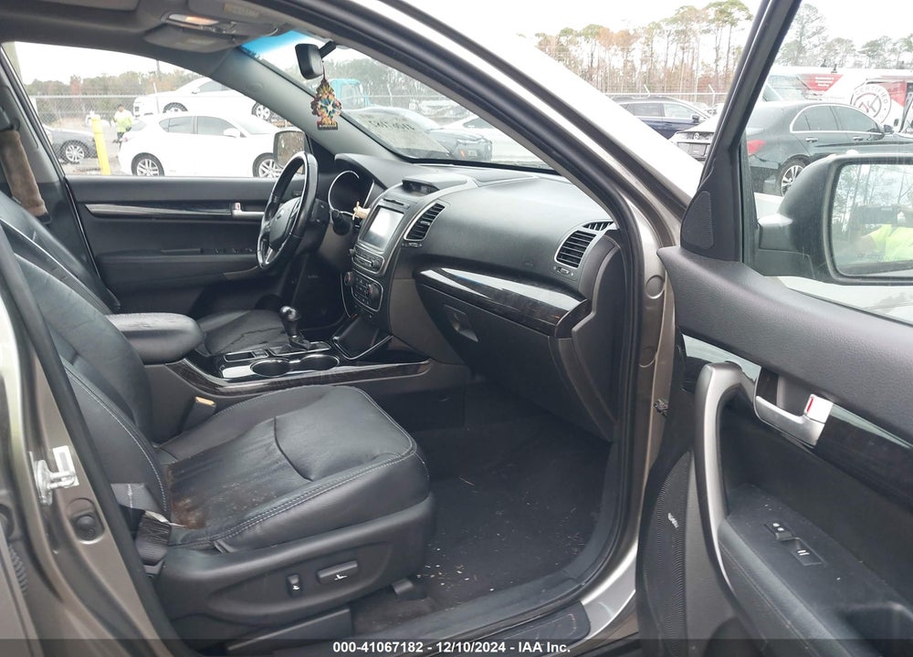 2015 KIA SORENTO EX V6 VIN: 5XYKU4A74FG642093